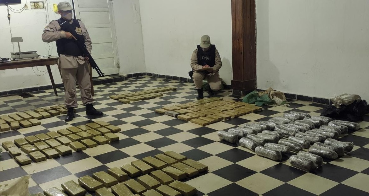 Prefectura secuestró más de 130 kilos de marihuana Argentina gob ar