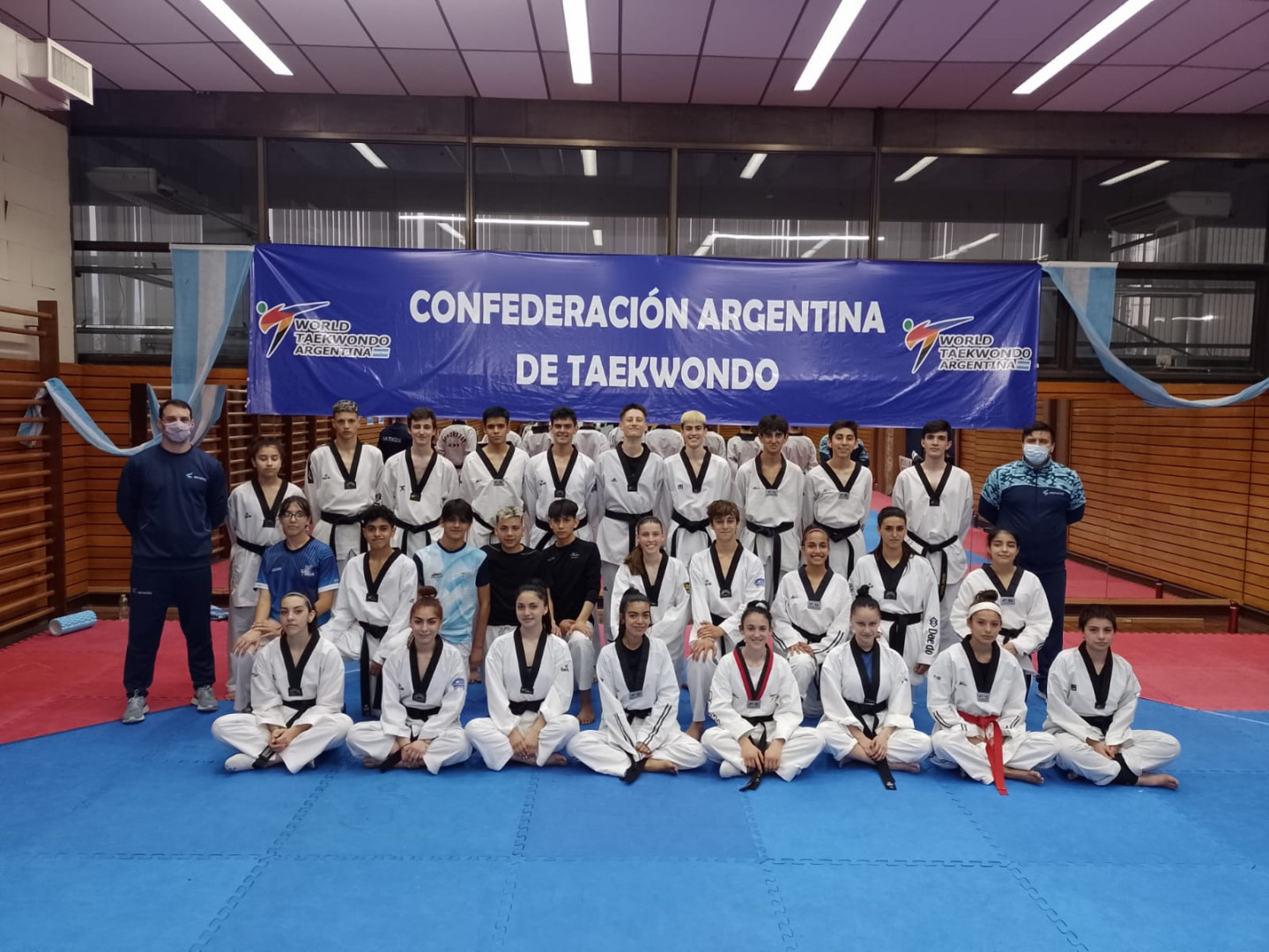 Taekwondo El Seleccionado Menor Se Reencontr En El Cenard Argentina