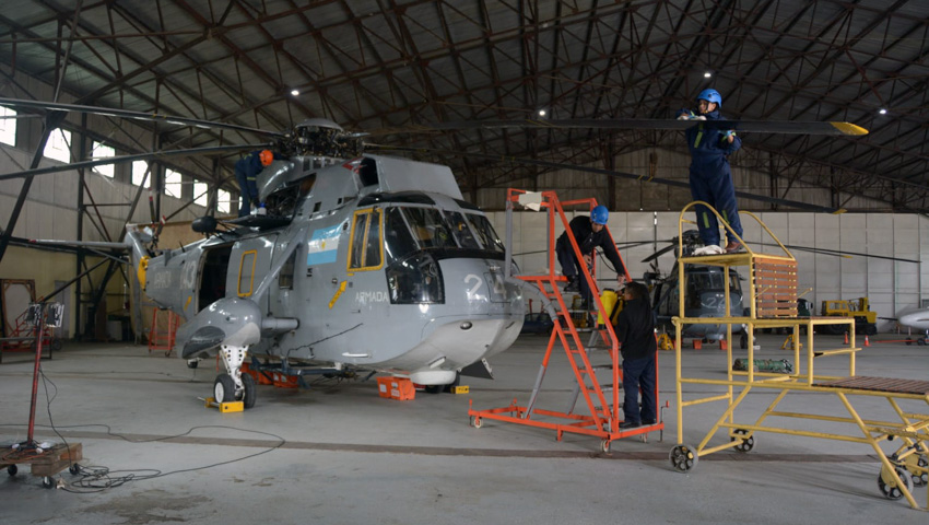 Los helicópteros Sea King que participan de la Campaña Antártica de