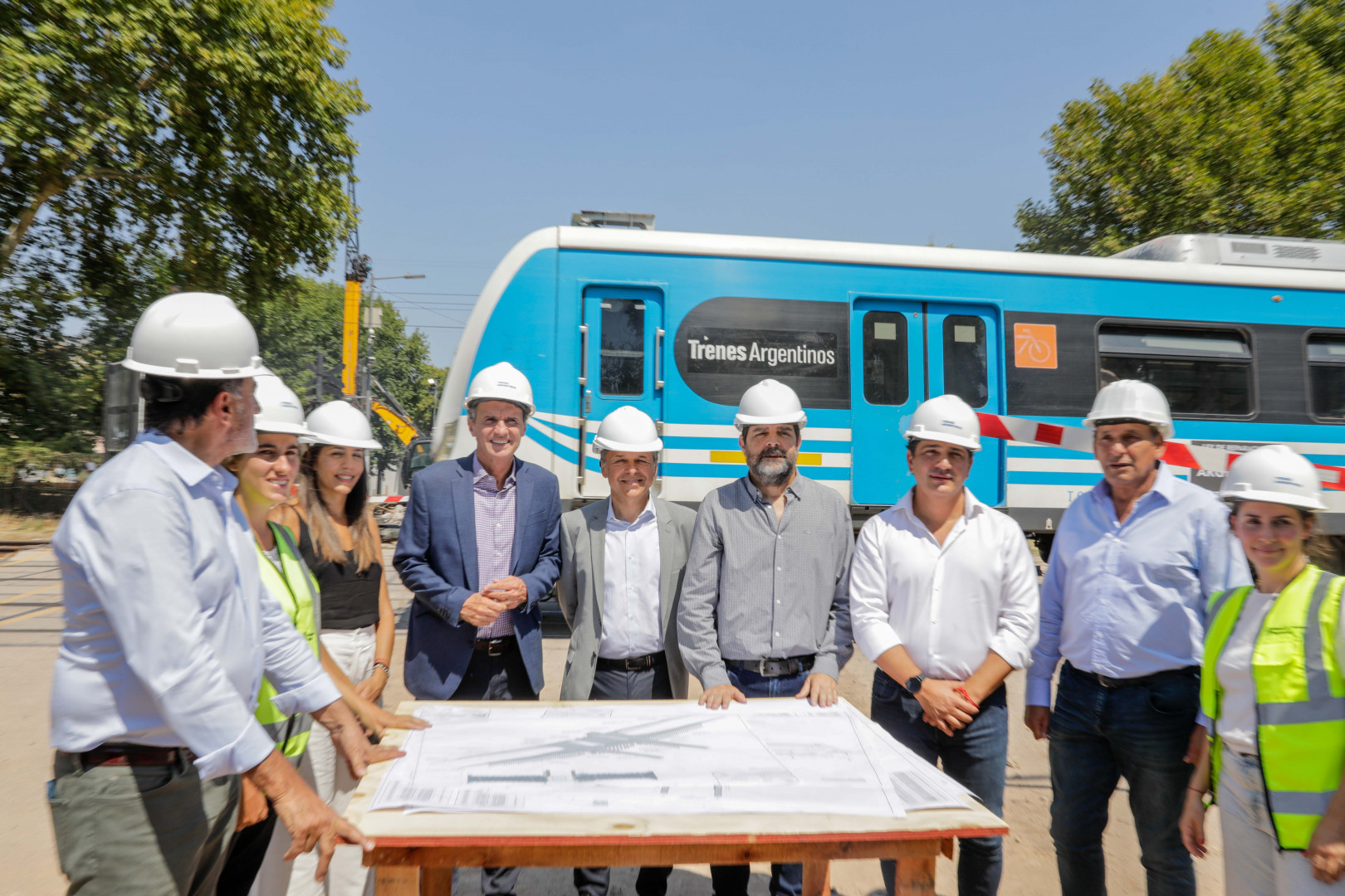 Giuliano Junto A Katopodis Recorrieron Las Obras Del Paso Bajo Nivel En