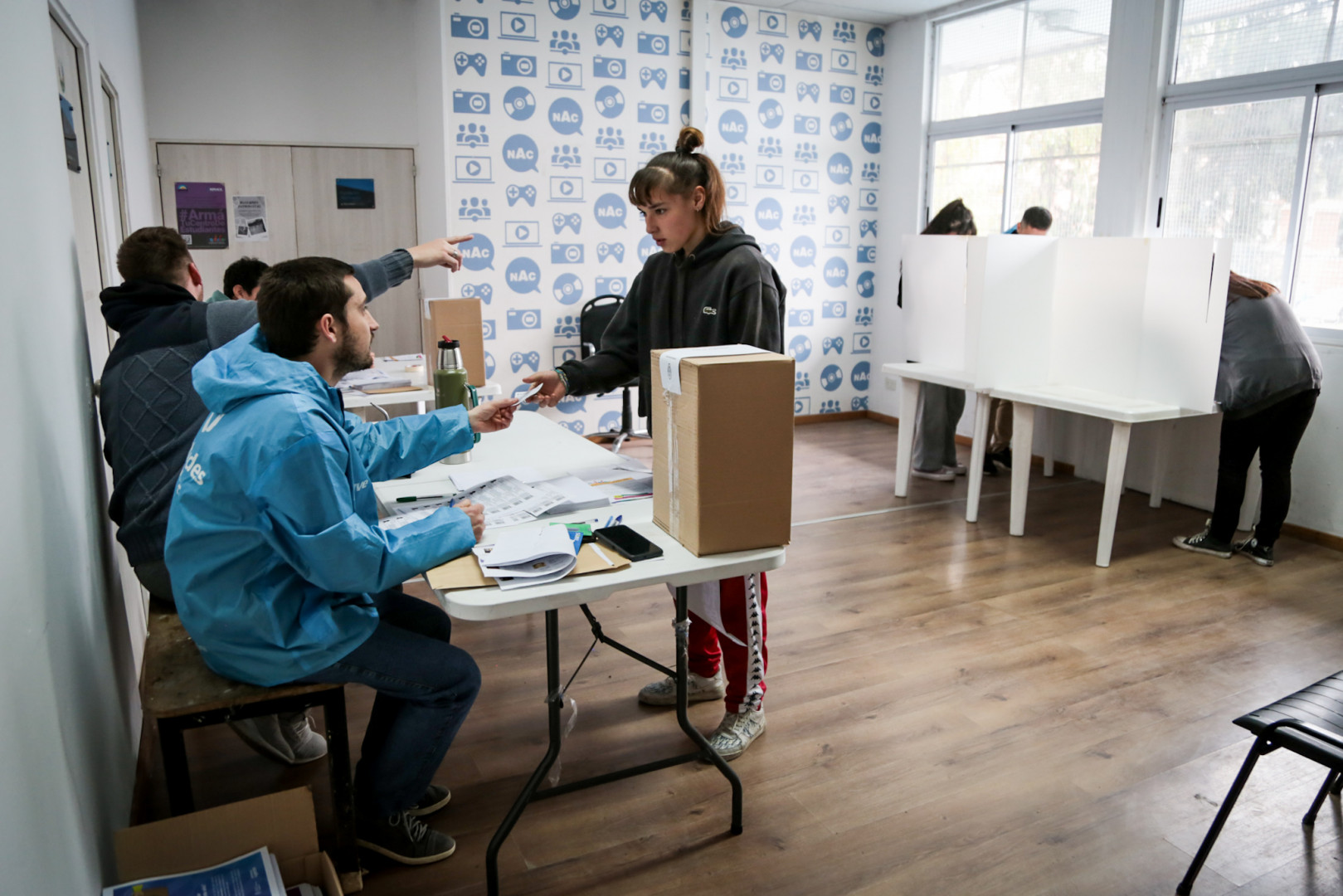 El INJUVE realizó un simulacro de votación en el Cepla de Ingeniero