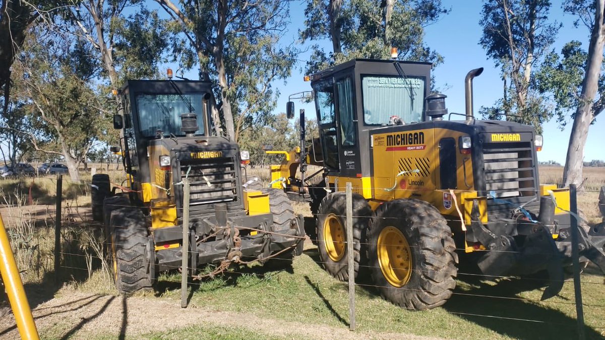 Nueva maquinaria para la reparación de caminos rurales en Lincoln