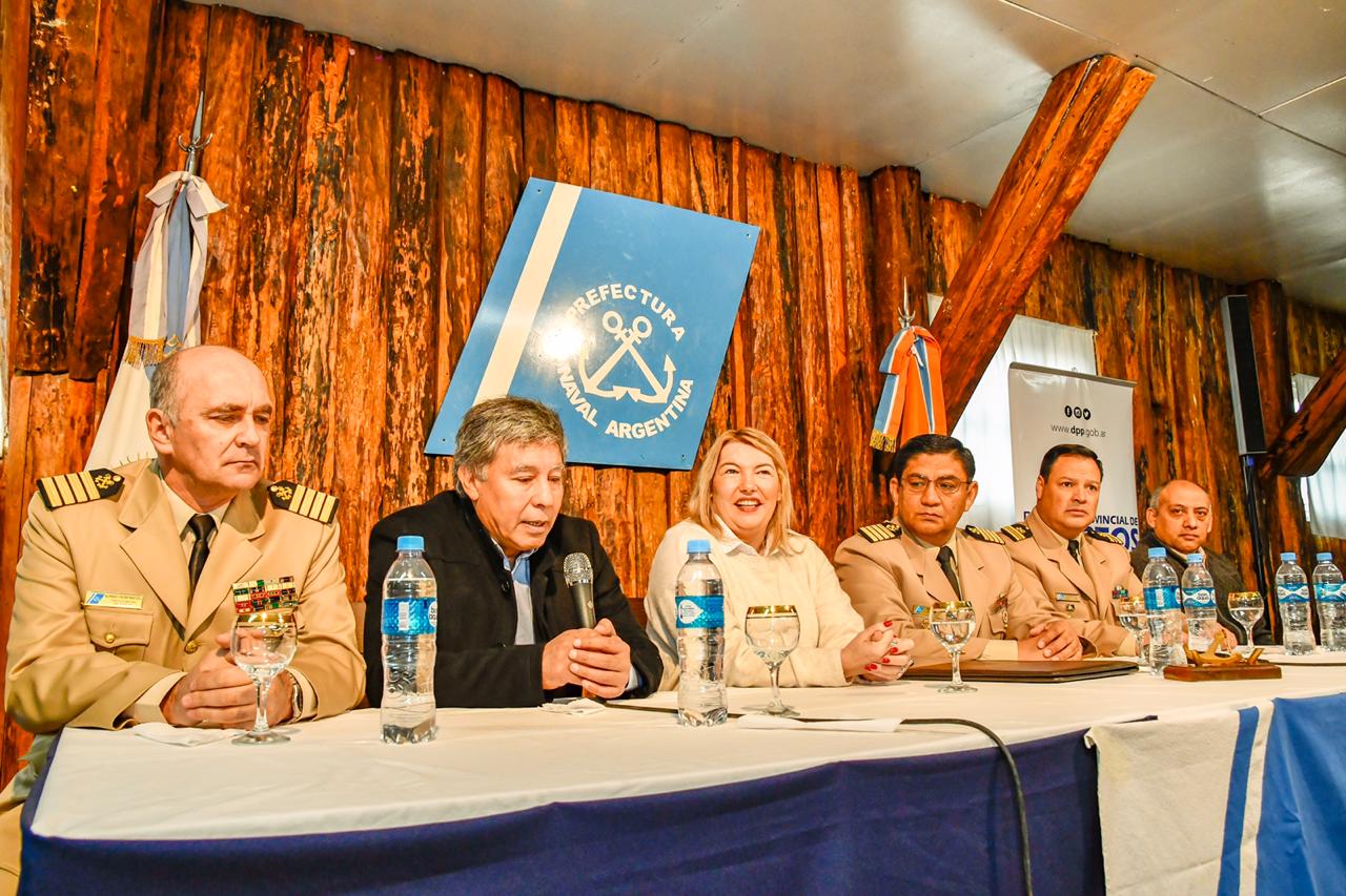 Firmamos Un Convenio Con El Gobierno De Tierra Del Fuego Argentina Gob Ar