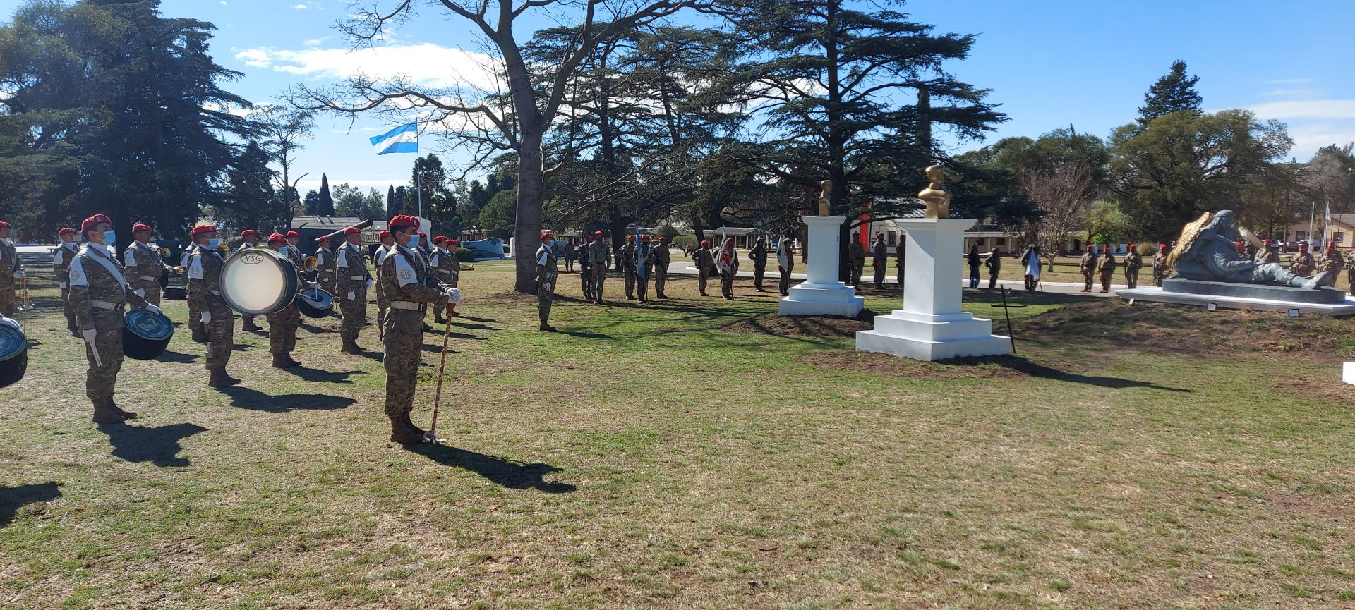 Malvinas: Inauguración del monumento "Camino a casa" 2