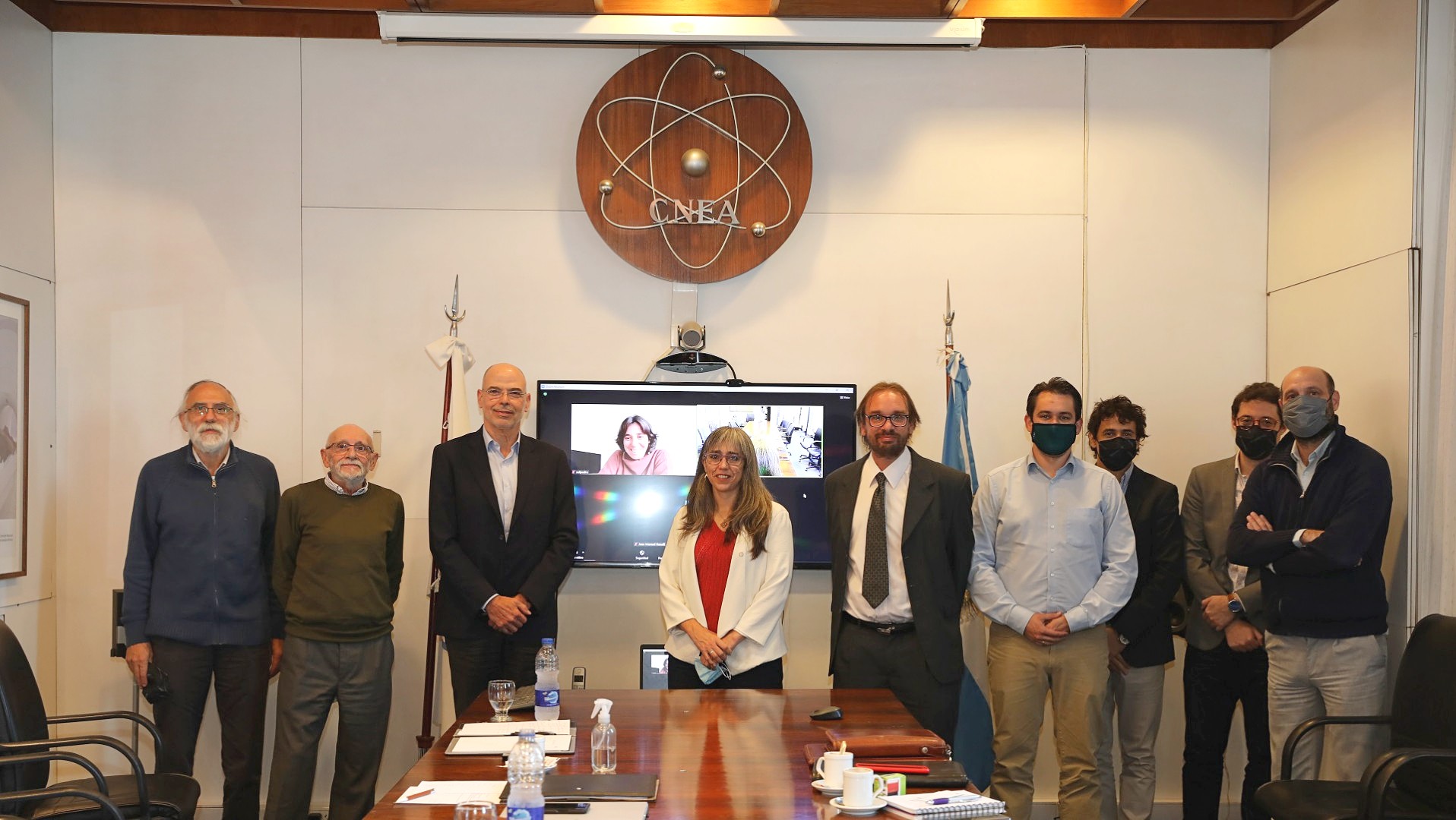 Reunión Entre Las Autoridades De La CNEA Y La Empresa Española TECNATOM ...