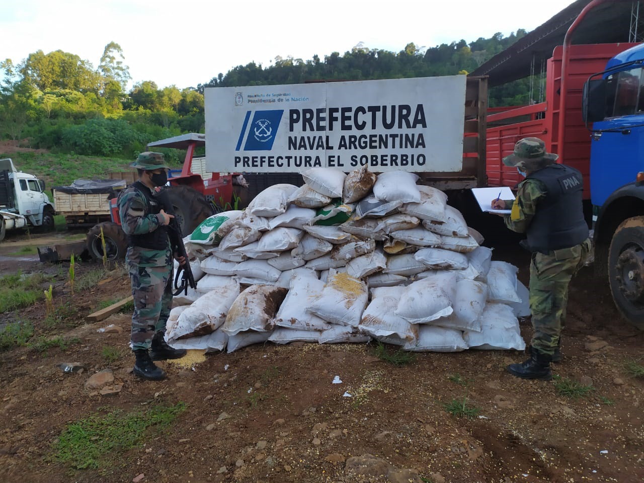 Misiones: Prefectura Secuestró Más De 18 Toneladas De Granos ...