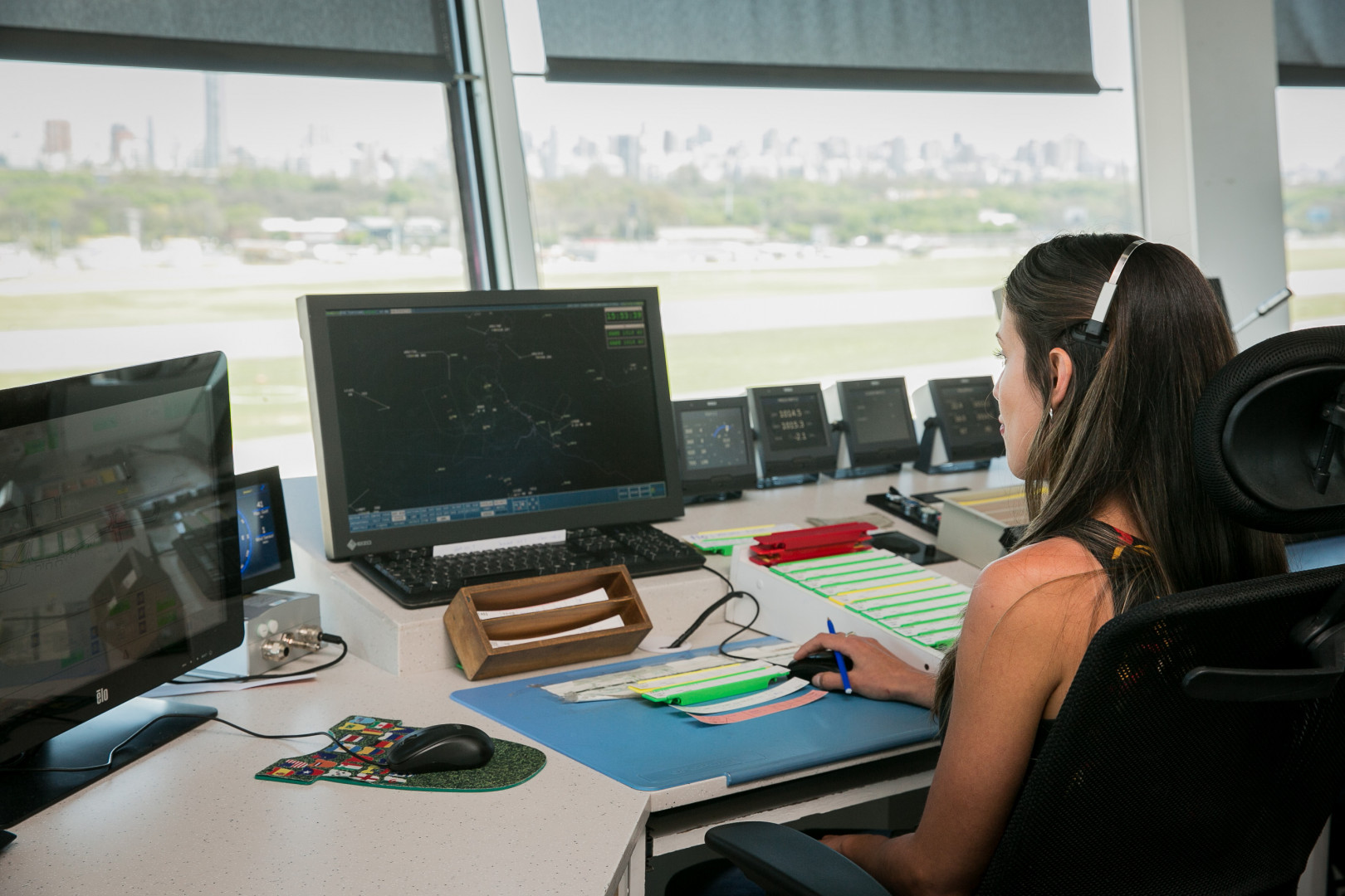 Cómo estudiar para controlador aéreo gratuitamente con las becas del Estado  | Argentina.gob.ar