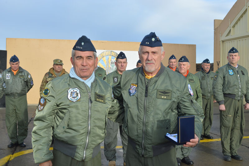 Condecoraciones a veteranos de Guerra de Malvinas