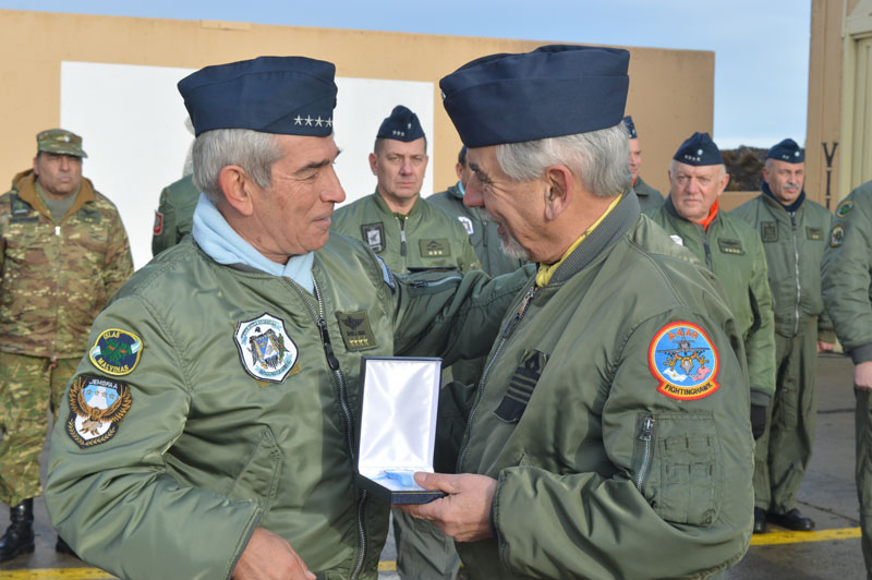 Condecoraciones a veteranos de Guerra de Malvinas