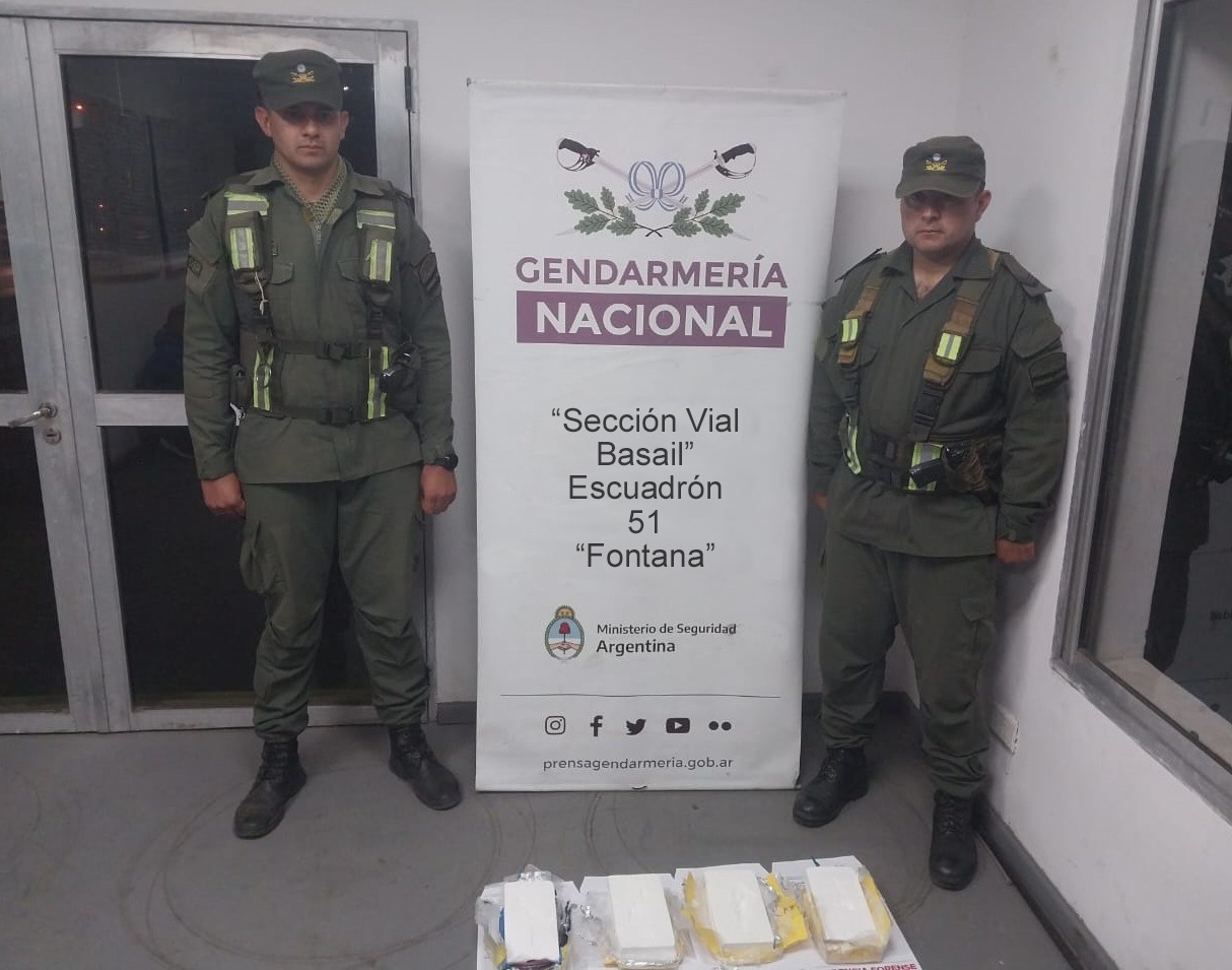 Detienen a cuatro personas que despacharon 4 kilos de coca na