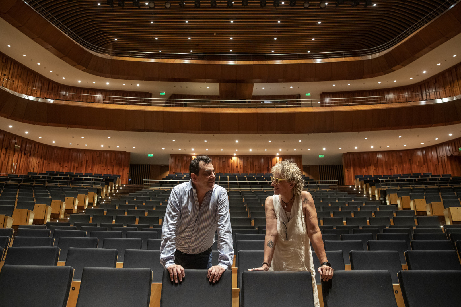 El secretario de Cultura y la directora del CCK en el Auditorio Nacional