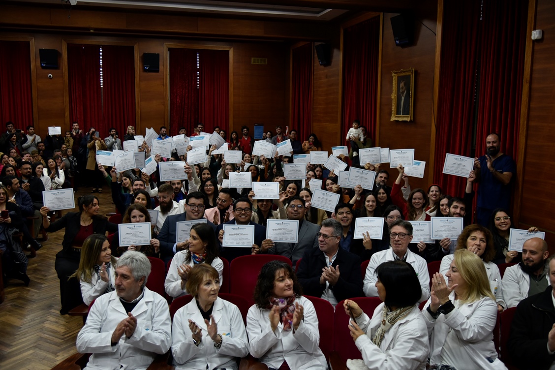 Acto de Colación Residencias 2024 Hospital Posadas Actividades en la Semana de Parto Respetado