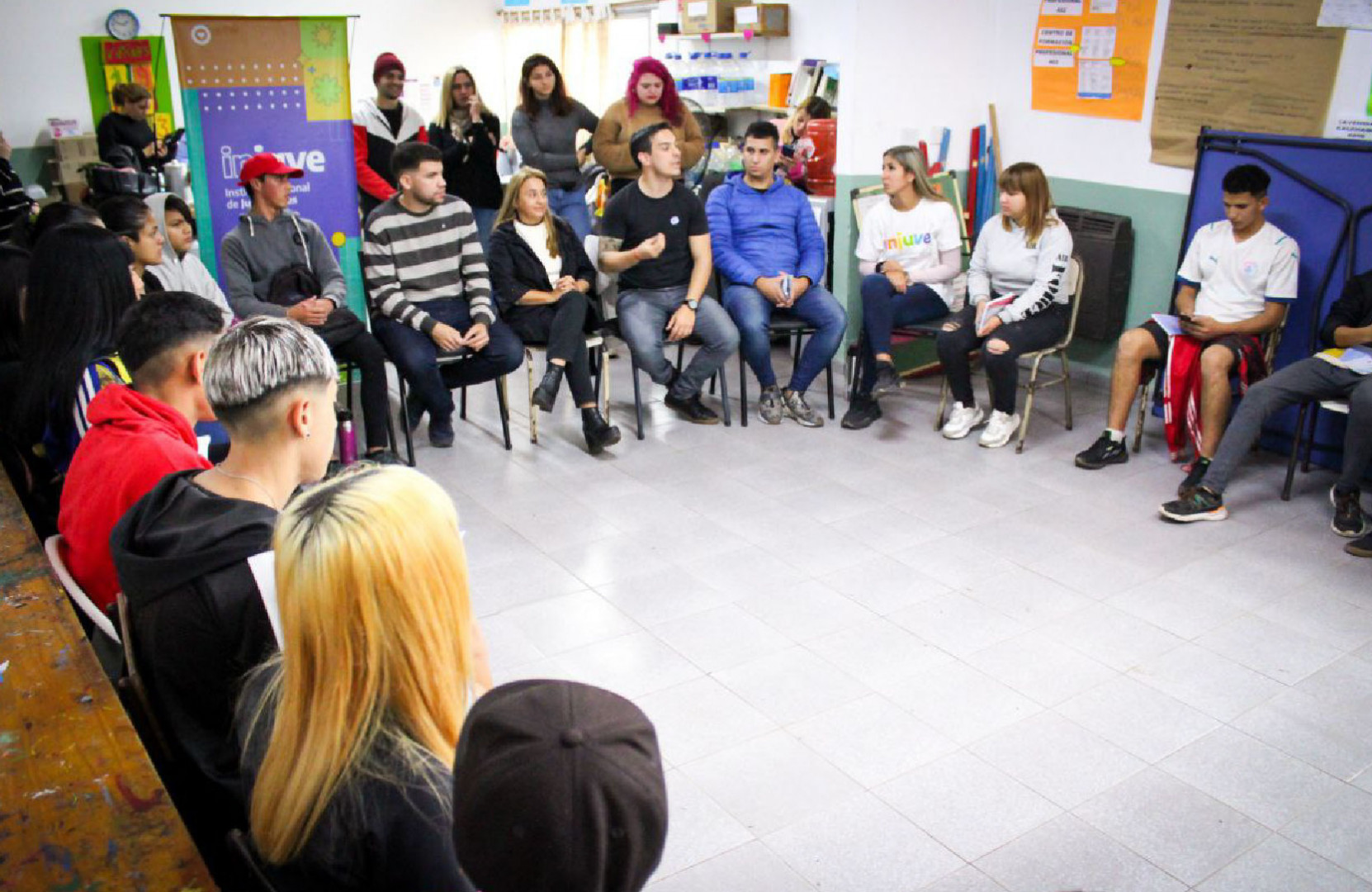 Jóvenes en el taller Activar de Florencio Varela