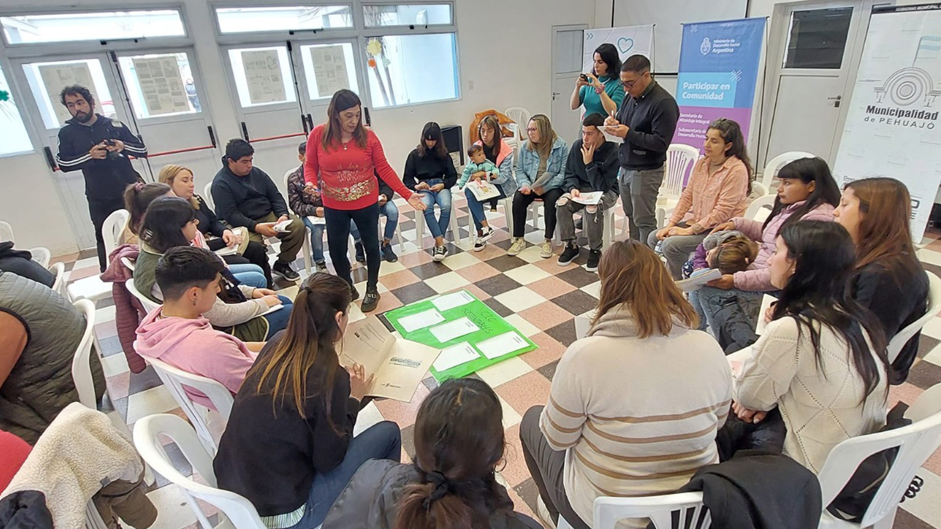 Participaron del encuentro integrantes de Lomas de Zamora, Almirante Brown, Florencio Varela, Avellaneda, Cañuelas,  Pehuajó, Villa Ángela , Carlos Casares, Mercedes, Luján y Moreno.