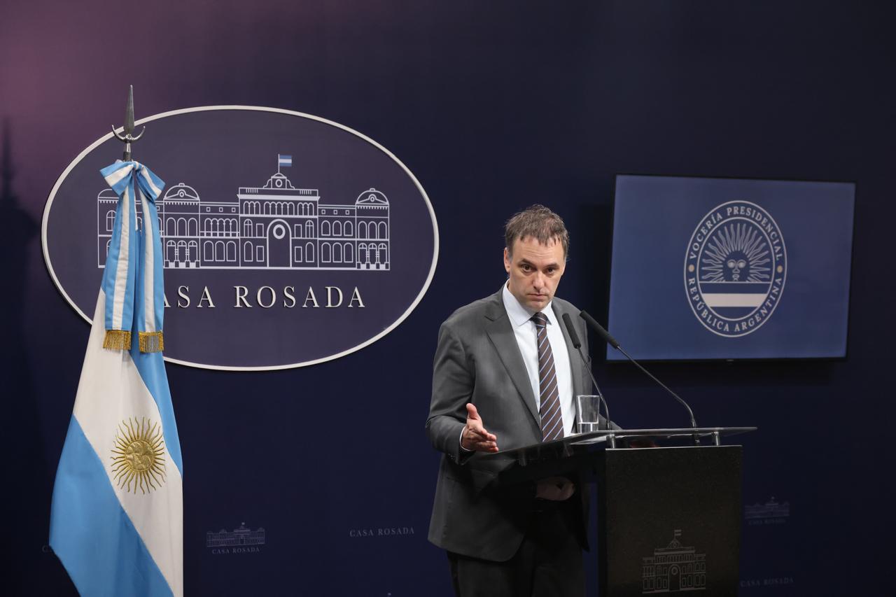 El Vocero Presidencial brindó su conferencia de prensa.