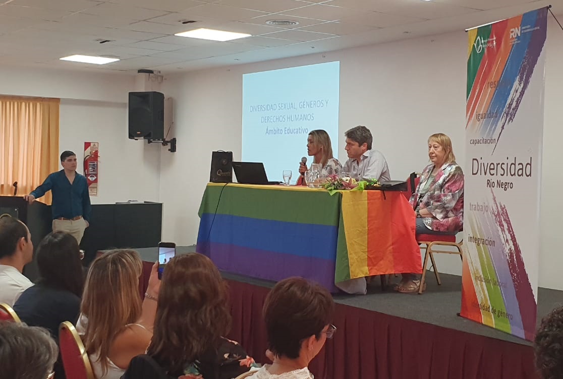 Río Negro Capacitación Sobre Diversidad Sexual Y Derechos Humanos Argentinagobar 3884