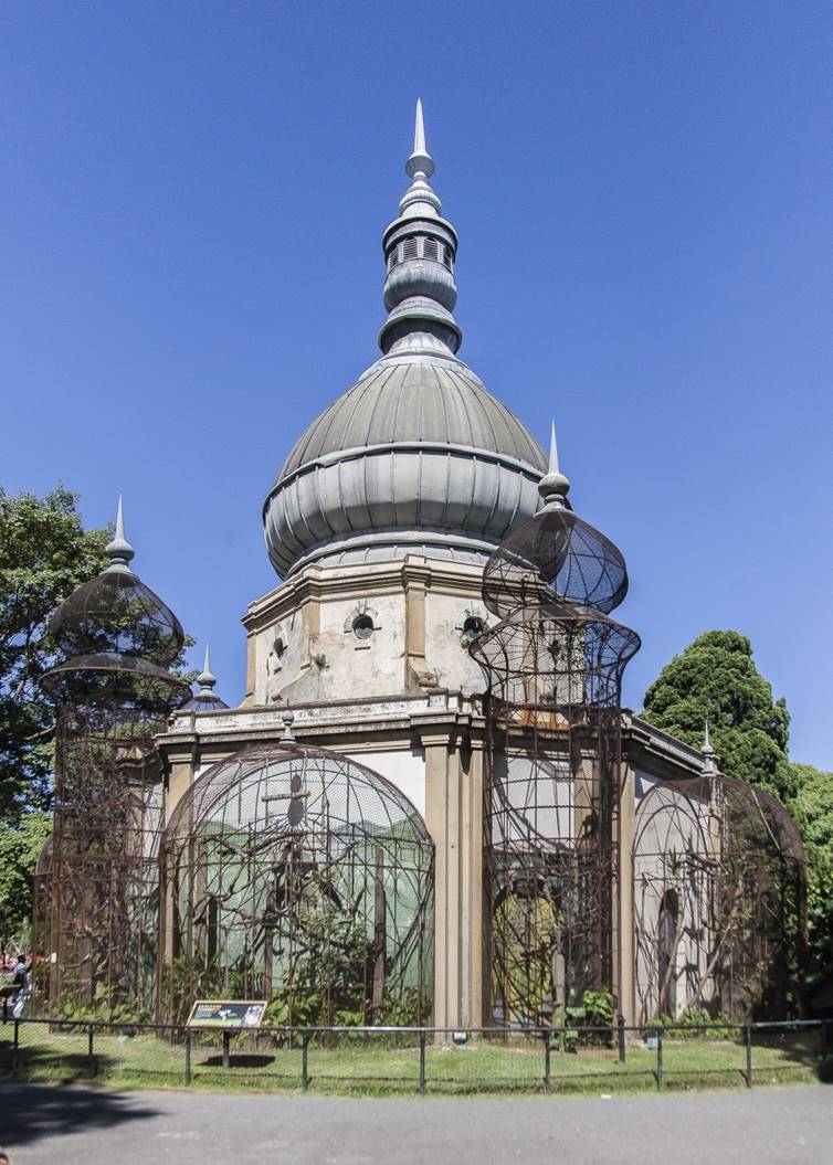 Pabellón de los Loros