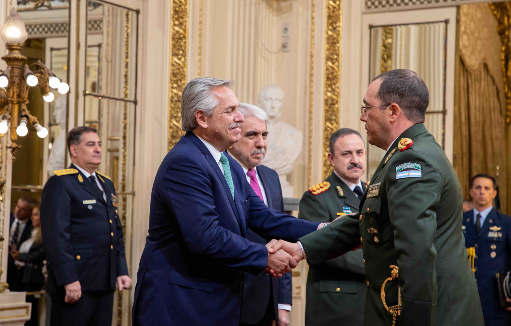 El Presidente De La Nación Encabezó La Ceremonia De Entrega De Sables ...