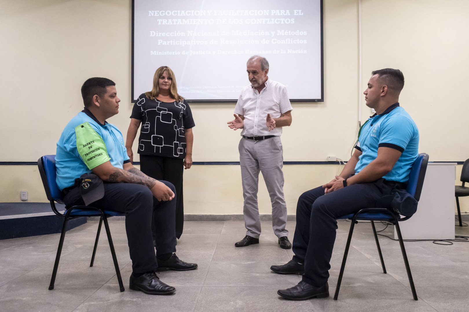 FINALIZO LA CAPACITACI N A LA POLICIA DE CHACO. ENTREGA DE