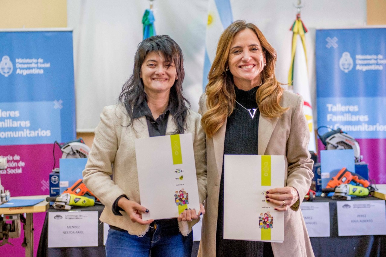 Greta Pena y la ministra, Victoria Tolosa Paz encabezaron la firma de convenios de cooperación conjunta en materia antidiscriminatoria