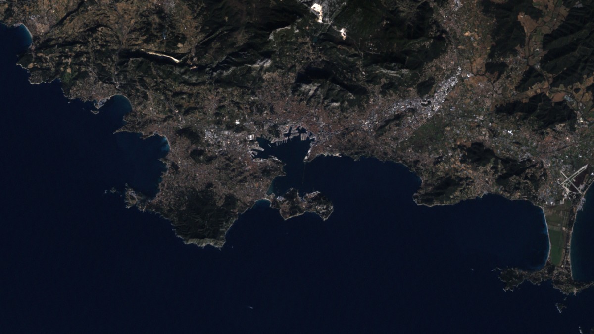 Tolón, Francia – Landsat 7 ETM+ - 25 de Enero de 2003
