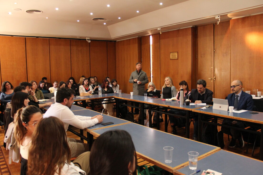 La Facultad de Ciencias Económicas fue sede de una presentación del Programa de Becas Internacionales del Ministerio de Educación.