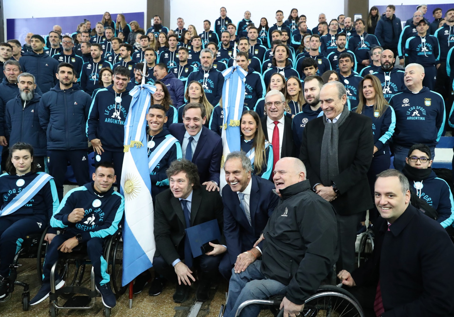 El Presidente Javier Milei despidió a los atletas argentinos que parten a los Juegos Olímpicos París 2024.