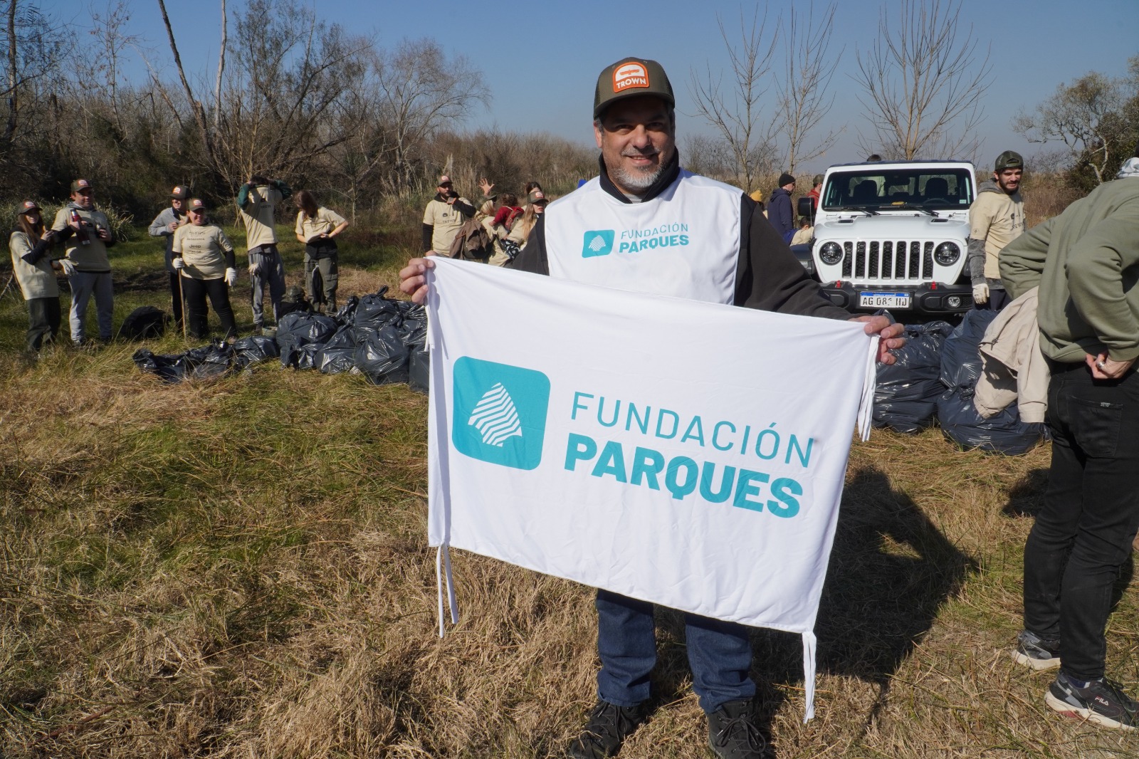 Jornada recolección de residuos Fundación Parques y Trown