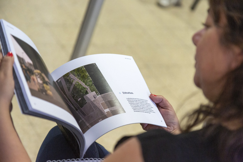 Estudiantes De La Facultad De Arquitectura, Diseño Y Urbanismo (UBA ...