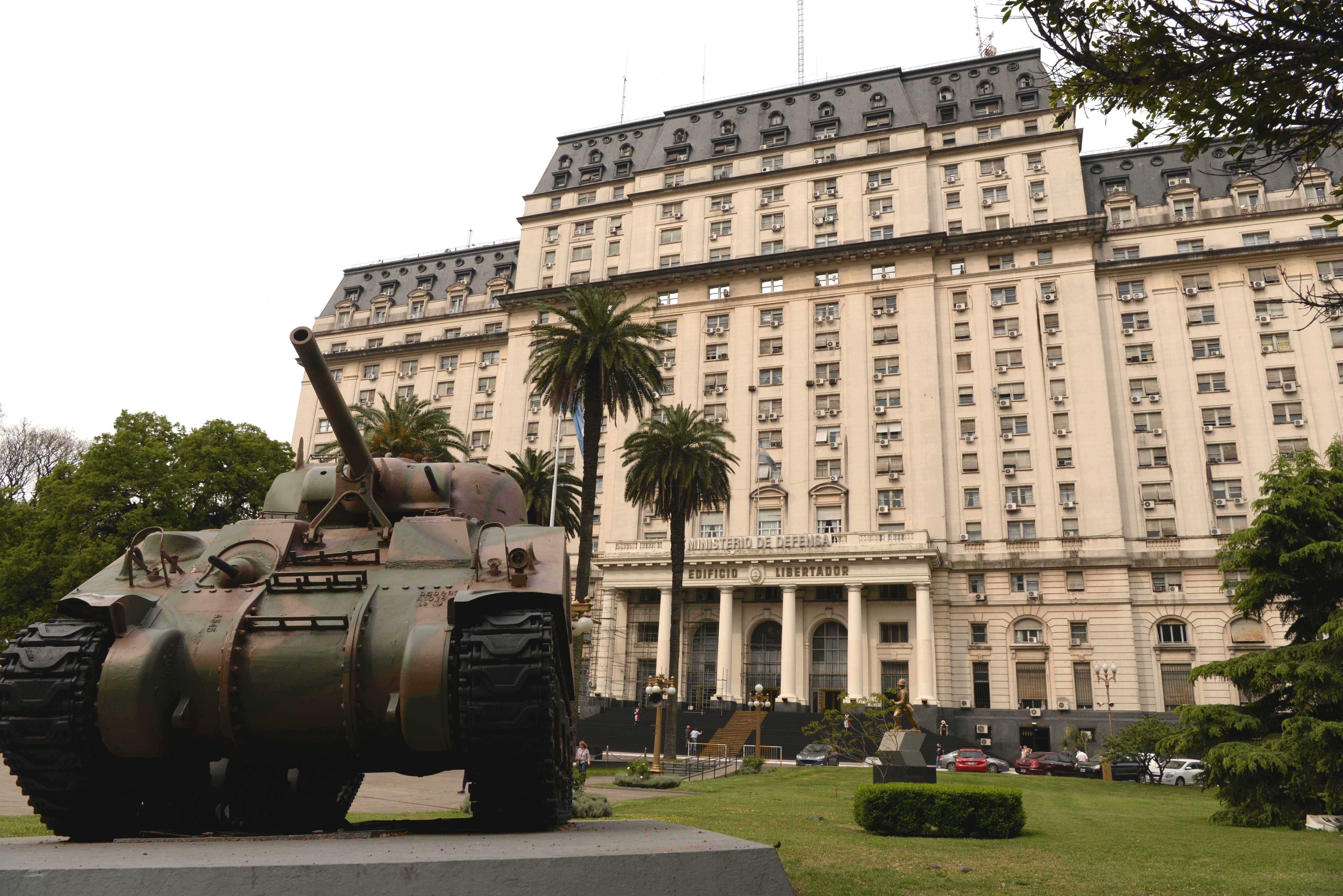 El Ministerio de Defensa celebra su 60° aniversario ...