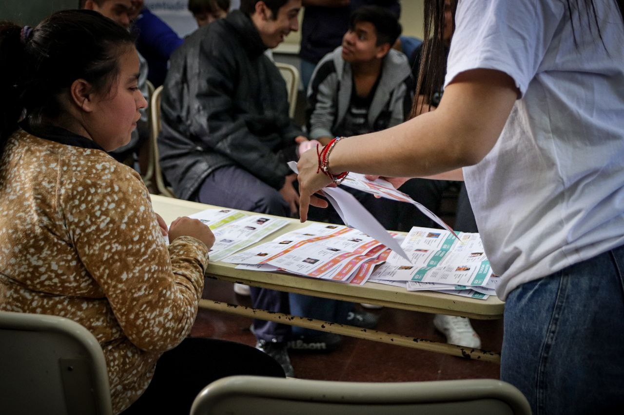 Simulacro de votación joven