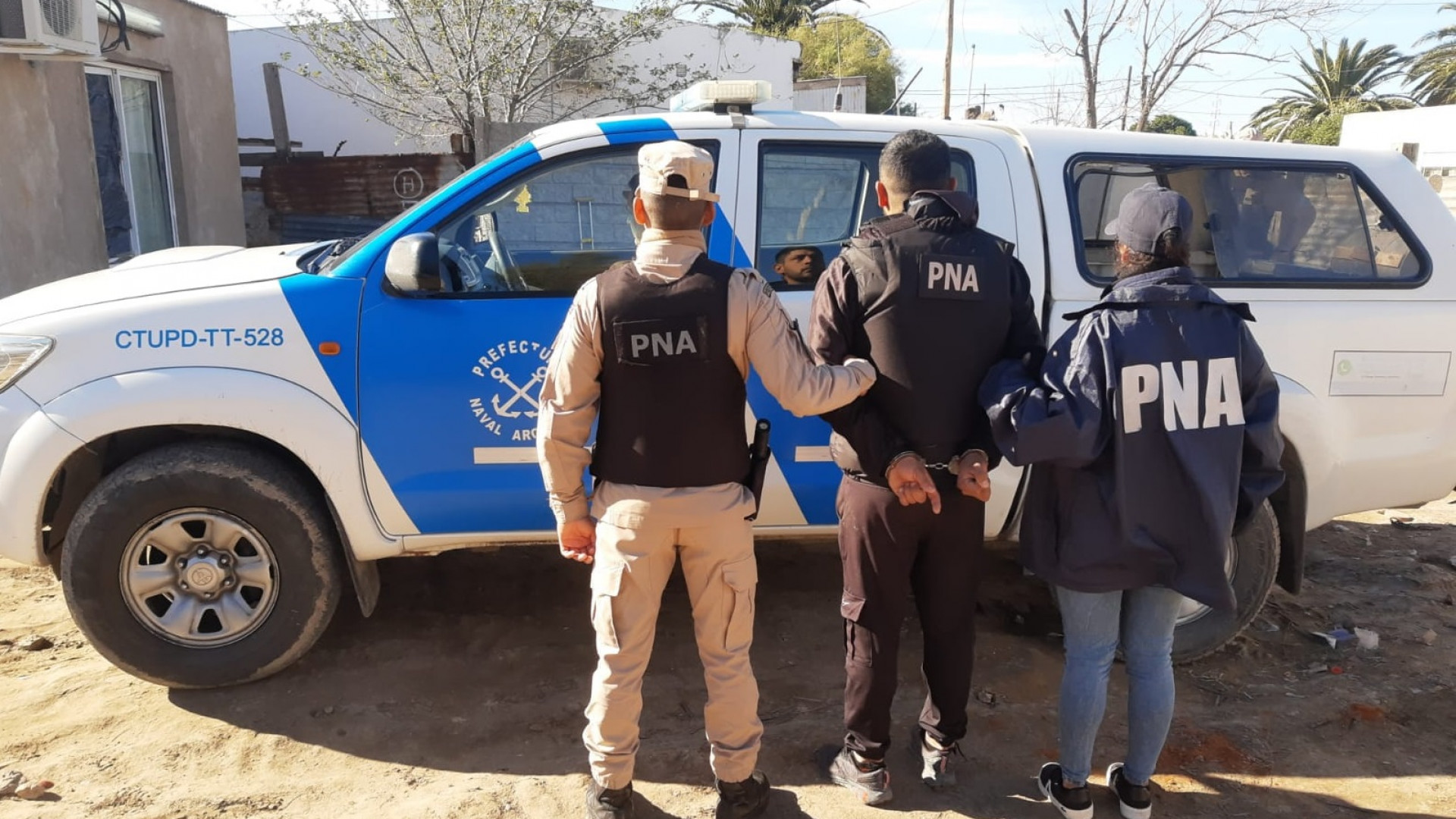 noticiaspuertosantacruz.com.ar - Imagen extraida de: https://argentina.gob.ar/noticias/bahia-blanca-prefectura-desarticulo-una-organizacion-narco-que-operaba-en-ingeniero-white-y