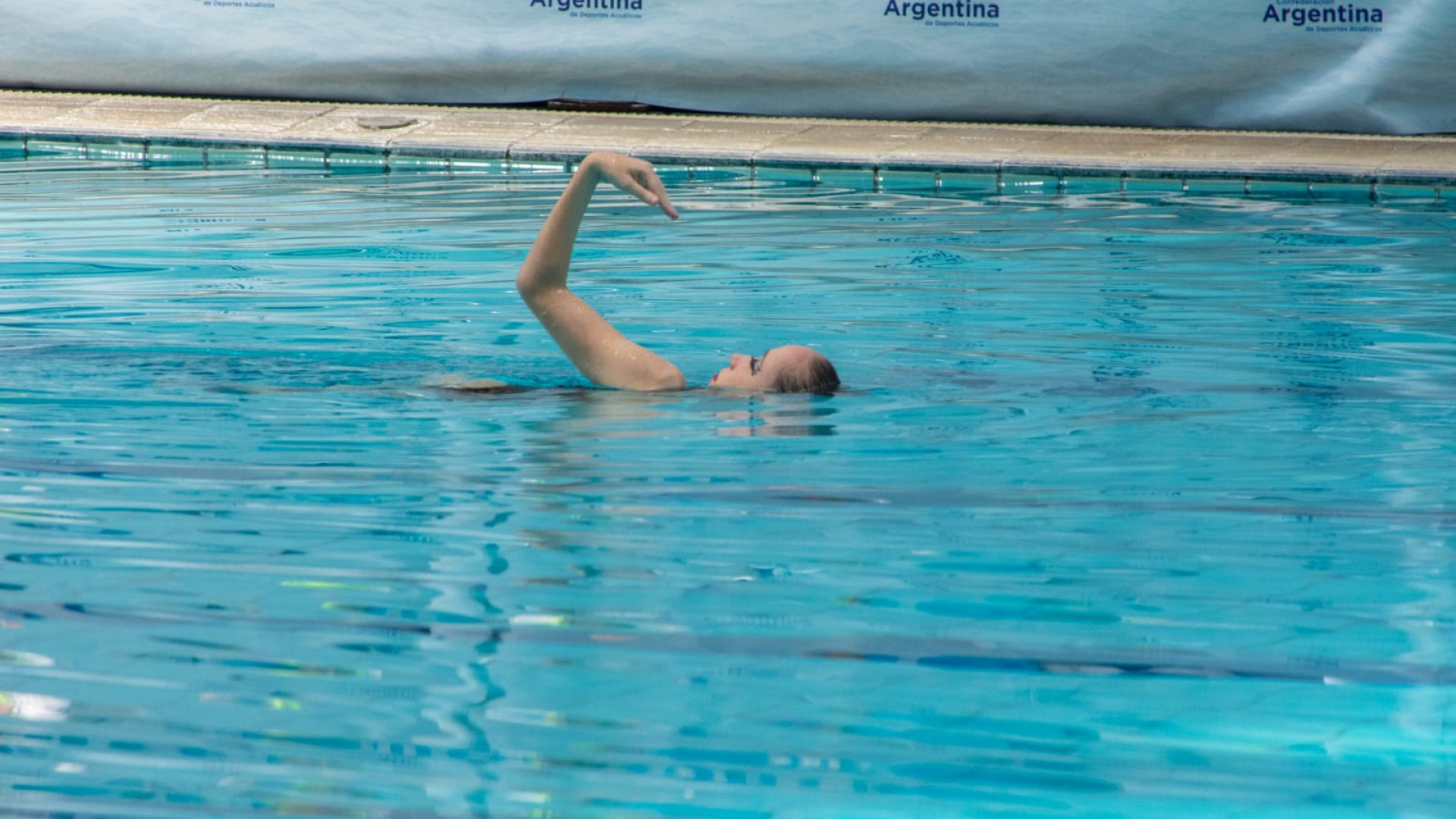 noticiaspuertosantacruz.com.ar - Imagen extraida de: https://argentina.gob.ar/noticias/lo-que-dejo-el-argentina-open-de-natacion-artistica-en-el-cenard