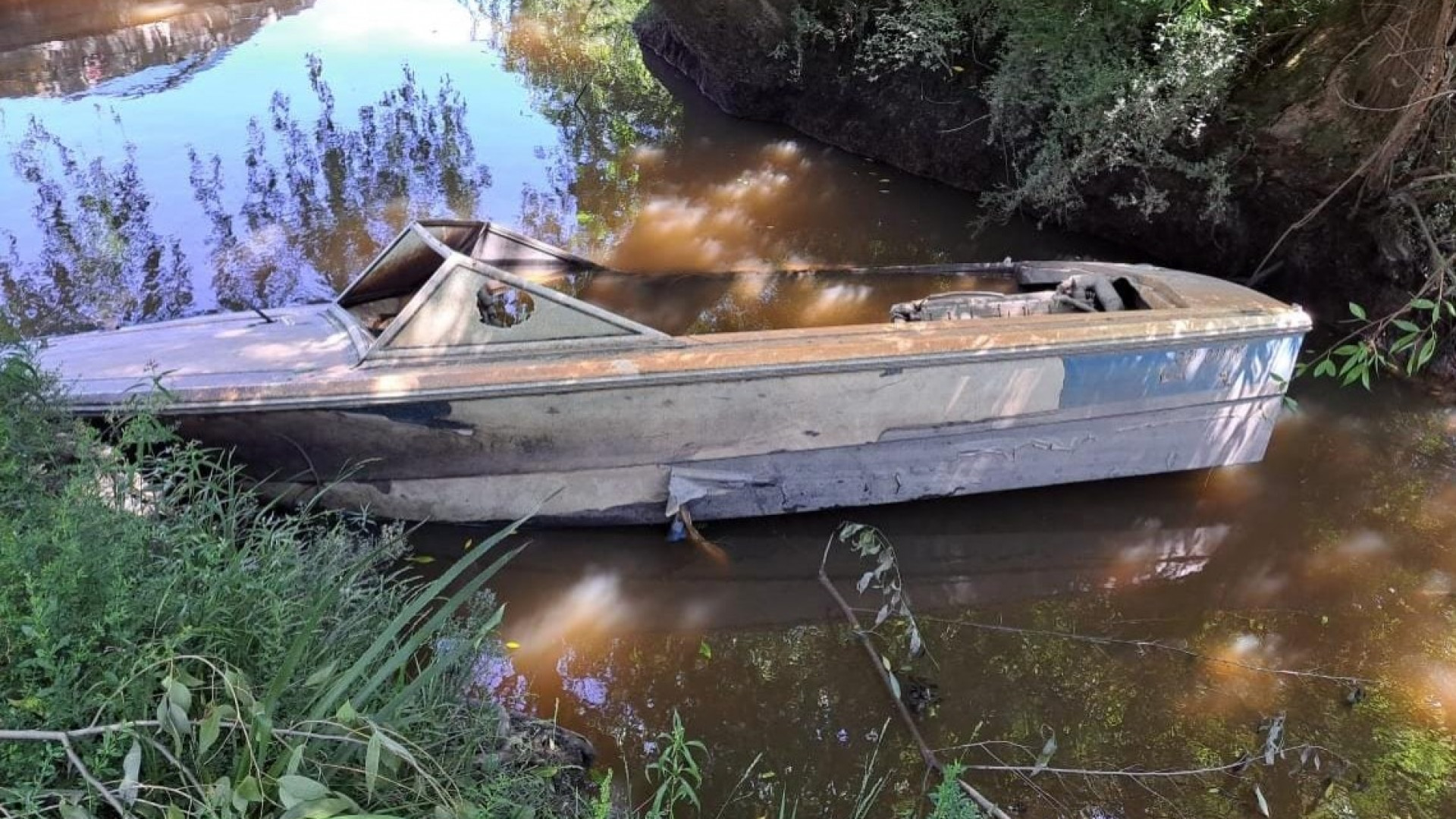 noticiaspuertosantacruz.com.ar - Imagen extraida de: https://argentina.gob.ar/noticias/prefectura-recupero-dos-embarcaciones-robadas