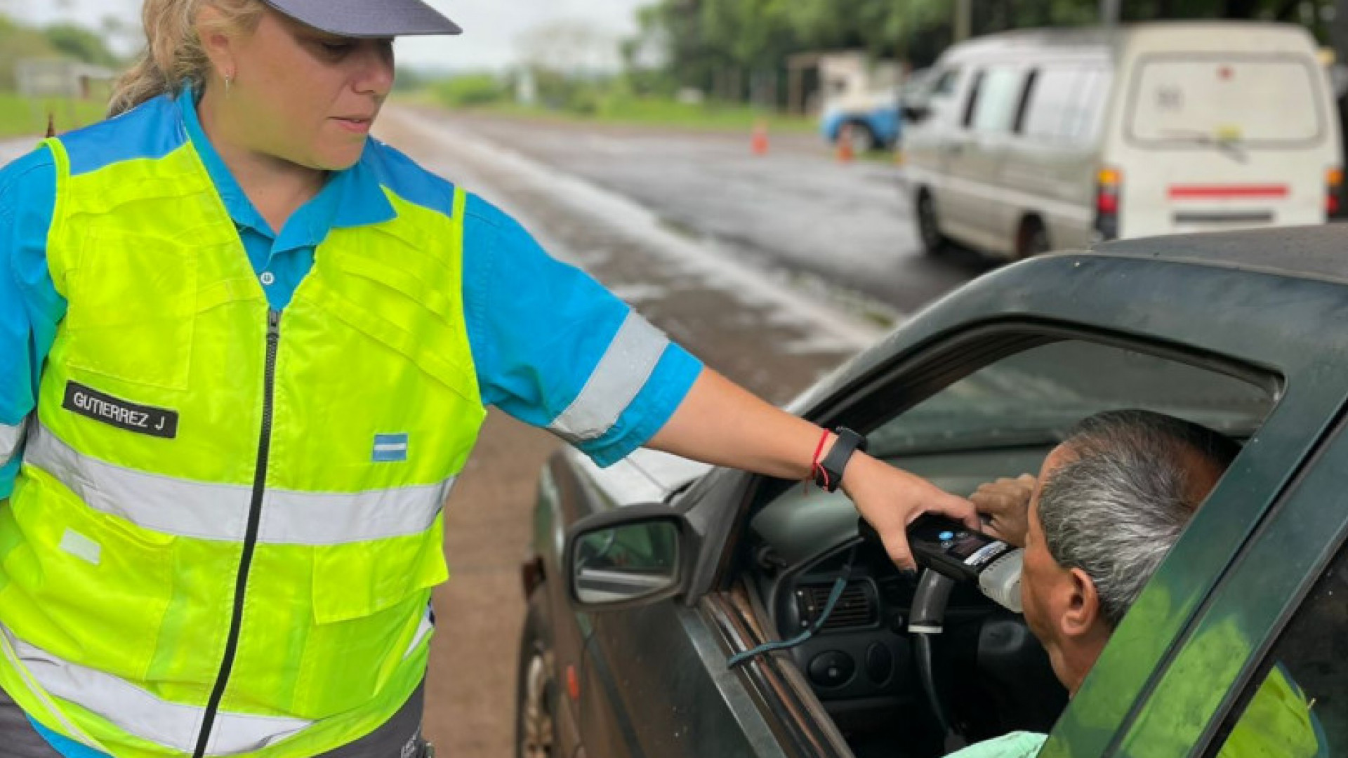 noticiaspuertosantacruz.com.ar - Imagen extraida de: https://argentina.gob.ar/noticias/verano-2025-la-ansv-ya-fiscalizo-mas-de-180-mil-vehiculos-en-rutas-y-principales-destinos