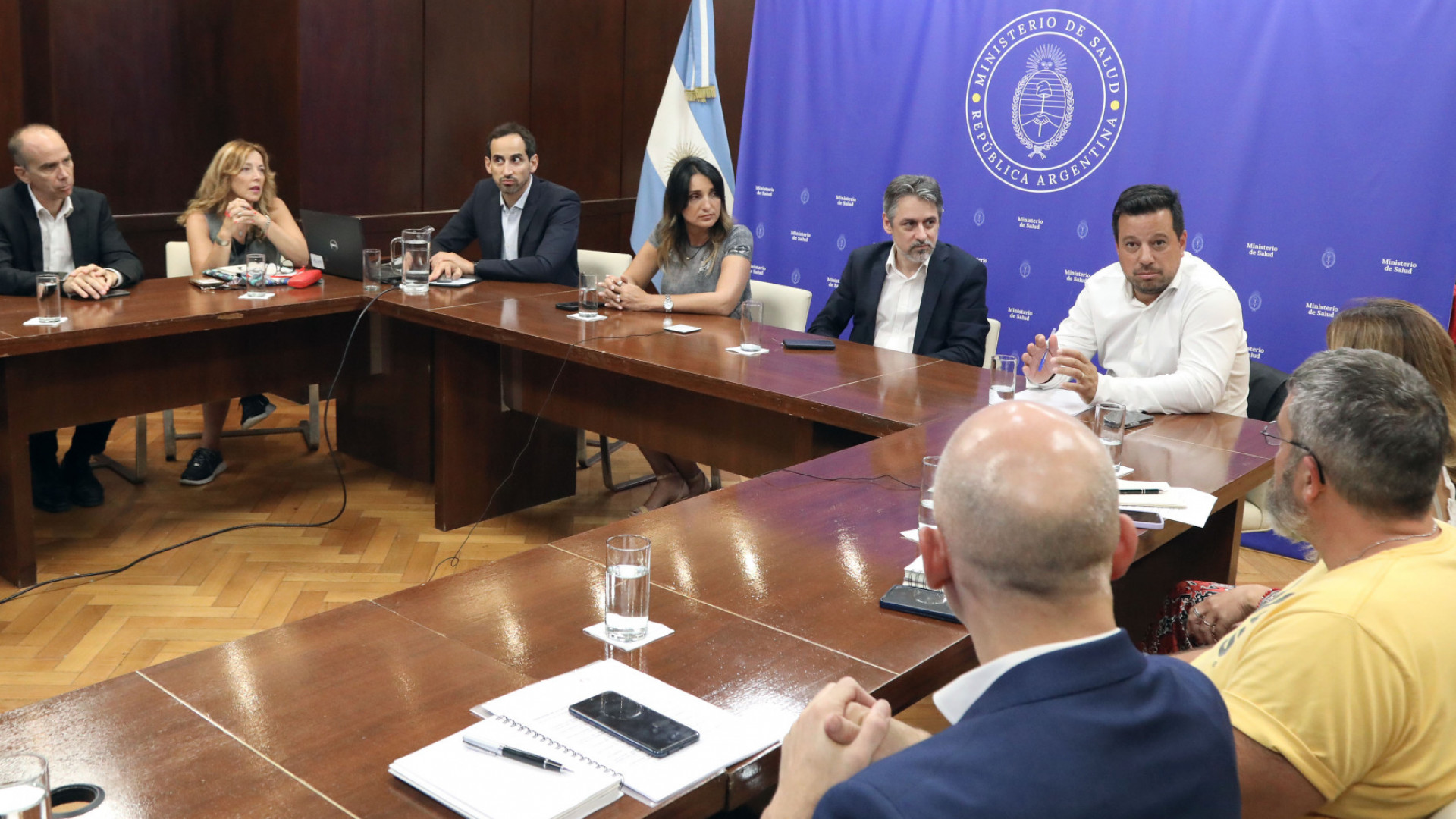 noticiaspuertosantacruz.com.ar - Imagen extraida de: https://argentina.gob.ar/noticias/en-los-ultimos-2-meses-de-2024-la-produccion-de-repelentes-supero-los-28-millones-de