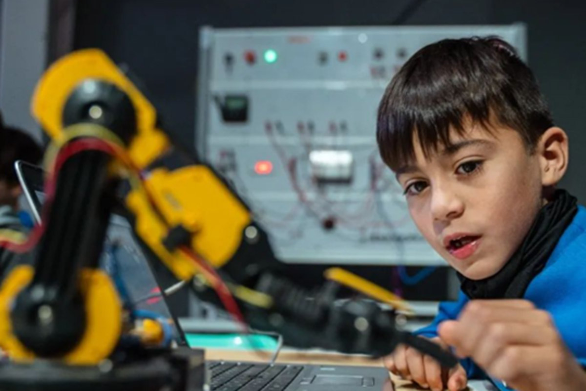 TecnoLab, para adolescentes en el Palacio Libertad