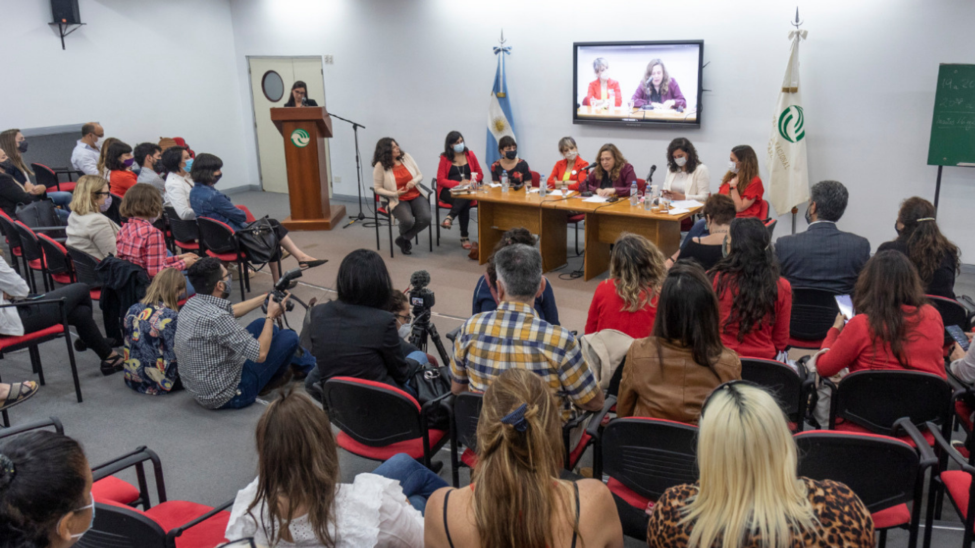 Presentación del Concurso de Comunicación sobre Acceso Igualitario a la Salud Menstrual