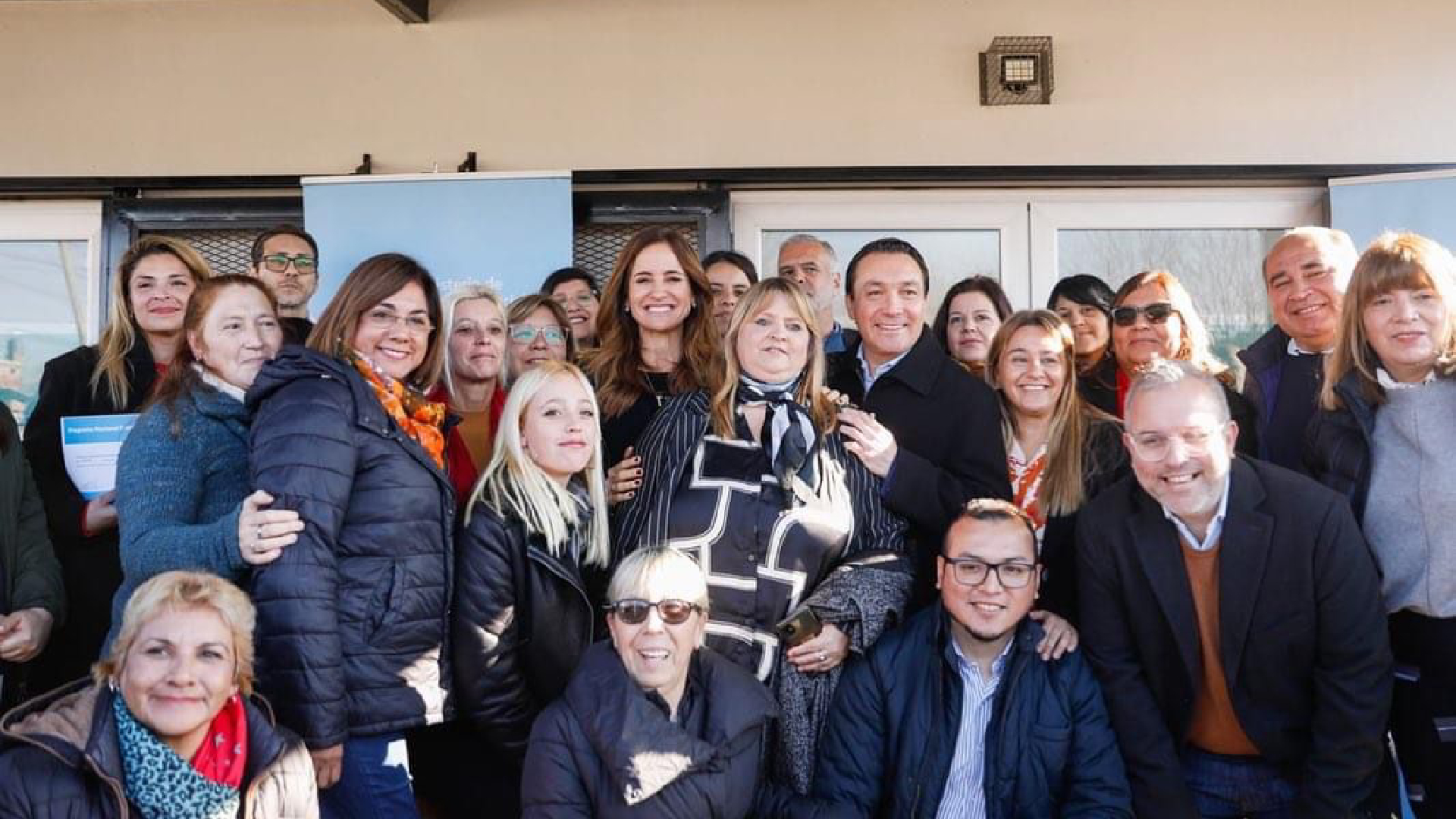 La ministra de Desarrollo Social de la Nación, Victoria Tolosa Paz, y el intendente municipal de Florencio Varela, Andrés Watson, inauguraron obras de ampliación del Centro de Desarrollo Infanto Juvenil “Convivencia”, ubicado en la localidad de Ingeniero Allan de ese Partido bonaerense.