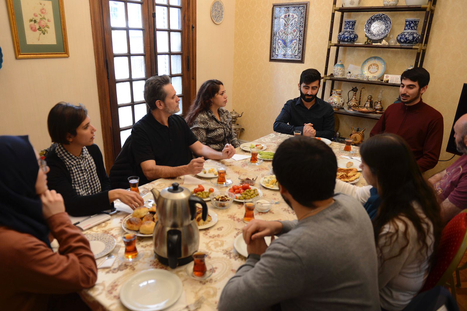 Reunión con integrantes de la Fundación de la Amistad argentino-turca