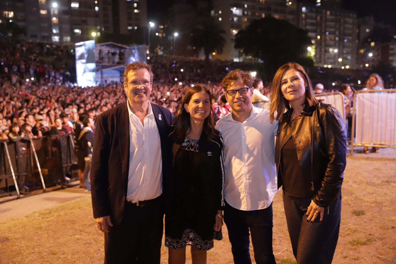 El ministro Bauer junto a la directora de Anses, Fernanda Raverta; el gobernador de la provincia de Buenos Aires, Axel Kicillof​; y la presidenta del Instituto Cultural, Florencia Saintout.