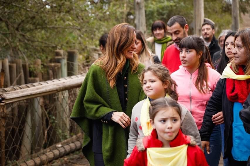 La ministra Victoria Tolosa Paz en la jornada solidaria con niñas y niños que pudieron disfrutar de manera gratuita. 