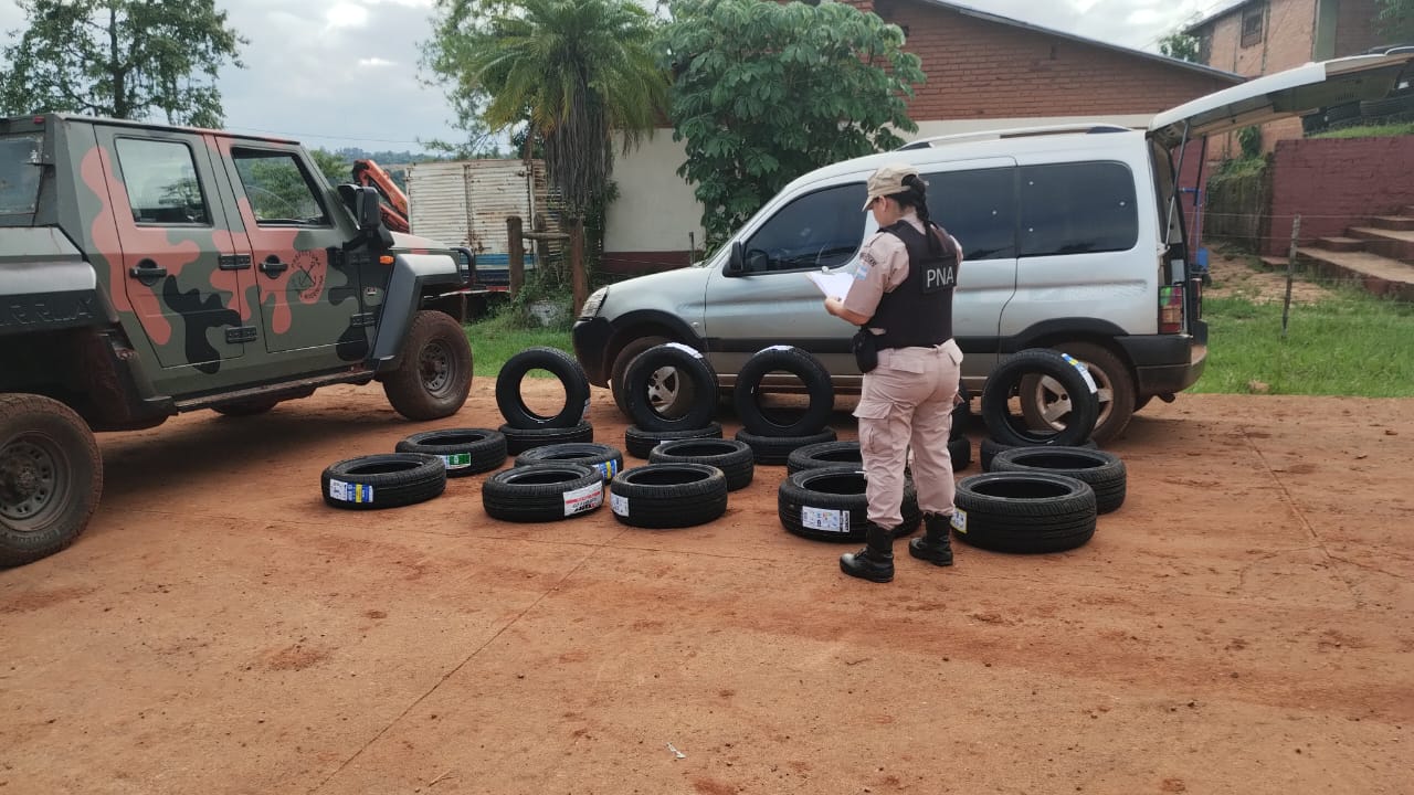 Misiones: Prefectura Secuestró Un Vehículo Y Un Cargamento Millonario ...